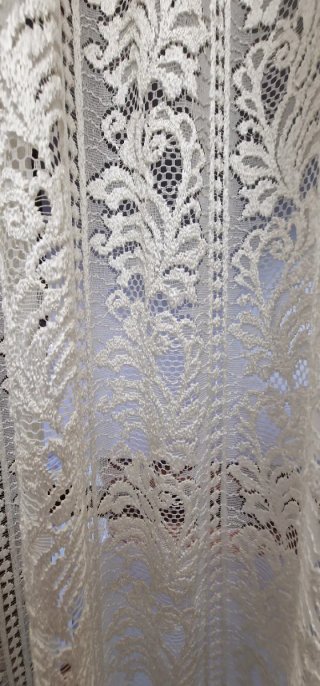 Cortina de blonda beige