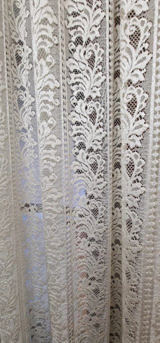 Cortina de blonda beige