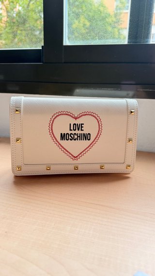 Bolso Love Moschino blanco y dorado