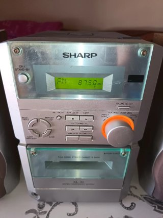 Equipo de música Sharp XL-30