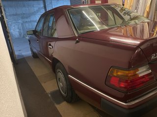 Mercedes-Benz Clase E W124 230