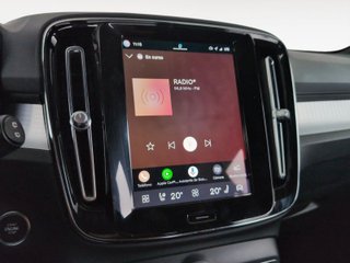 Volvo XC40 B3 Gasolina Mild hybrid Plus Dark Auto 120 kW (163 CV)