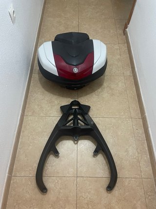 Maleta y Soporte Yamaha T-Max 500