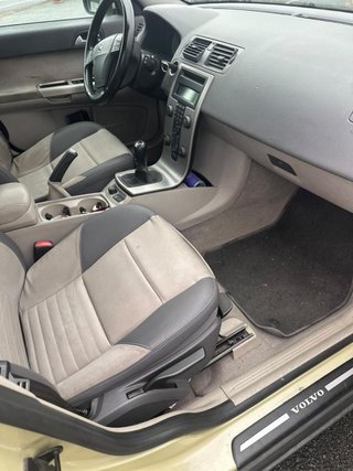 Volvo V50 2004