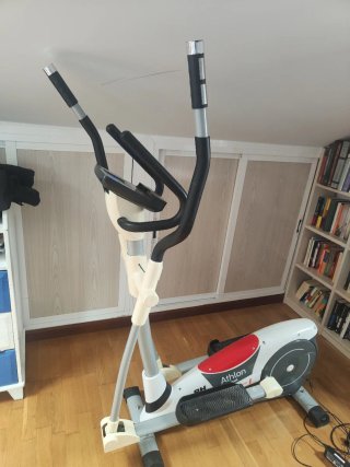 Bicicleta Elíptica BH Athlon