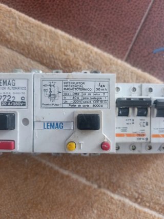 Set de 5 Interruptores Automáticos LEMAG