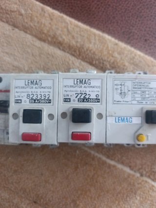 Set de 5 Interruptores Automáticos LEMAG