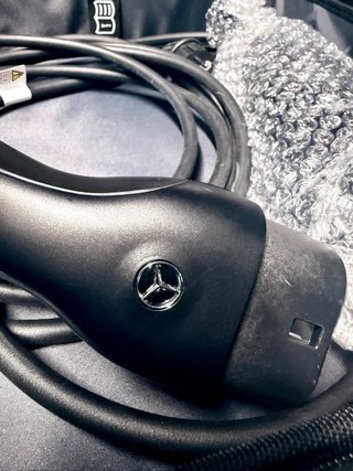 Cargador eléctrico Mercedes Benz Original