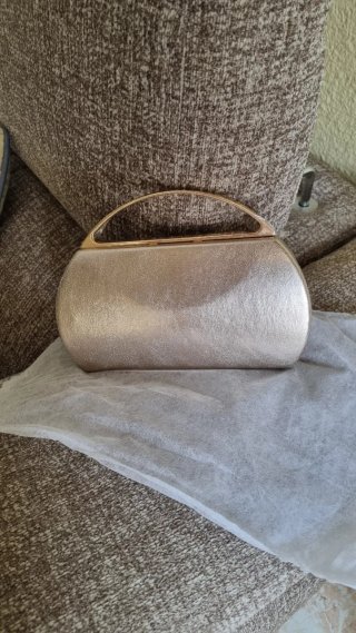 Bolso de mano dorado/champán elegante