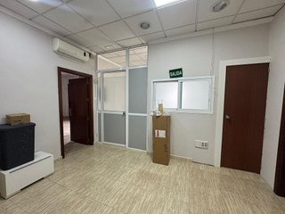 Oficina en alquiler en Martín Carpena - Torre del Río en Málaga
