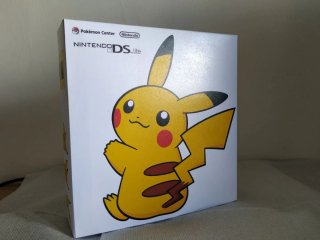 Box Nintendo Ds lite Pokemon pikachu