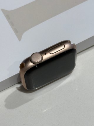 Apple Watch SE 40mm Dorado