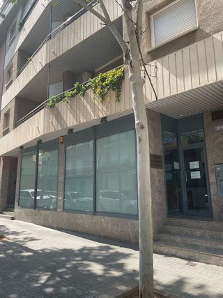 Oficina en alquiler en Gràcia en Sabadell