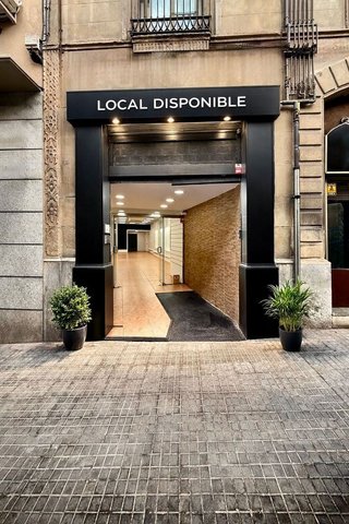Local comercial en alquiler en Centre - Passeig i Rodalies en Manresa