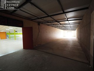Local comercial en alquiler en Tomelloso
