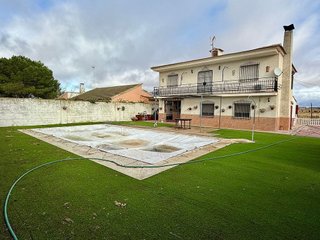 Chalet en venta en Madridejos