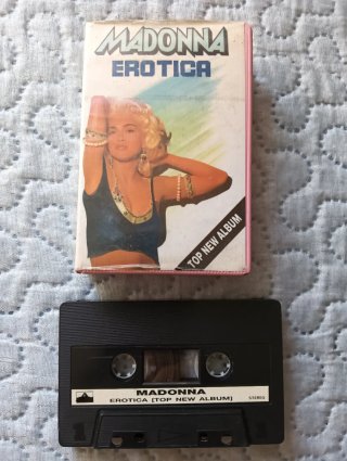 Cassette Madonna - Erotica