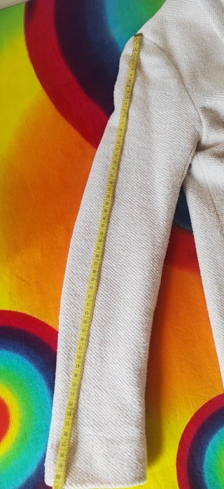 Abrigo Stradivarius beige talla única