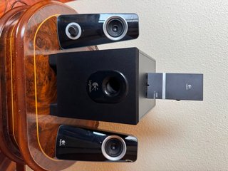 Sistema de Altavoces 2.1 Logitech