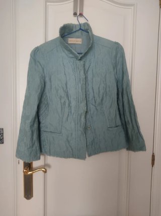Chaqueta turquesa con textura