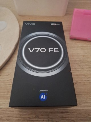 Vivo V70 FE, nuovo di zecca