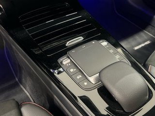 Mercedes-Benz Clase A 200 con TECHO