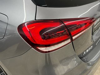Mercedes-Benz Clase A 200 con TECHO