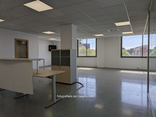 Oficina en alquiler en Mas Lluí - Els Miralls en Sant Just Desvern