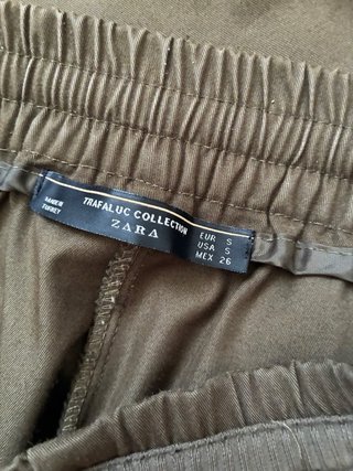 Pantalón Zara verde oliva