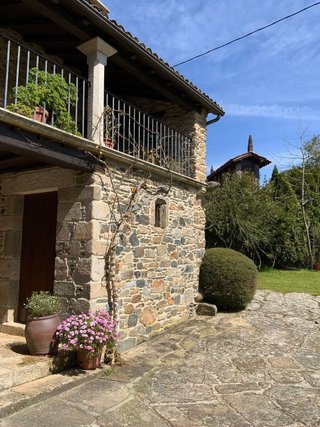 Chalet en venta en Melide