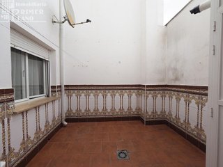 Casa adosada en venta en Tomelloso