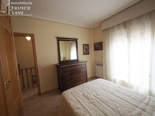 Casa adosada en venta en Tomelloso