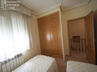 Casa adosada en venta en Tomelloso