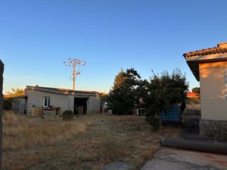 Chalet en venta en Calvarrasa de Arriba