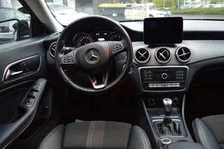 Mercedes-Benz CLA200 2017 156CV Gasolina