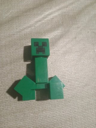 Minifigura LEGO Minecraft Creeper