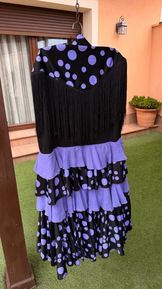 Falda flamenca con mantón lunares
