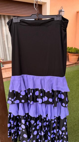 Falda flamenca con mantón lunares