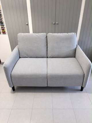 Divano 2 posti ANGERSBY grigio chiaro