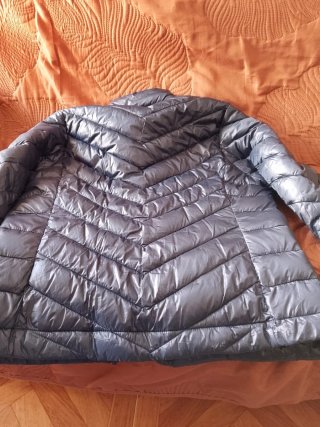 Cazadora acolchada de mujer 15 euros