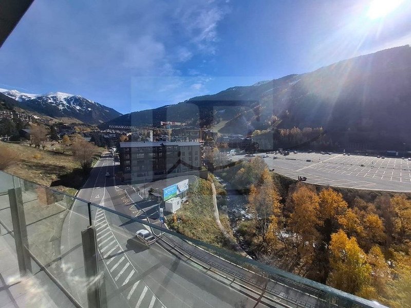3-bedroom flat for sale in El Tarter, Canillo · 21 of 60