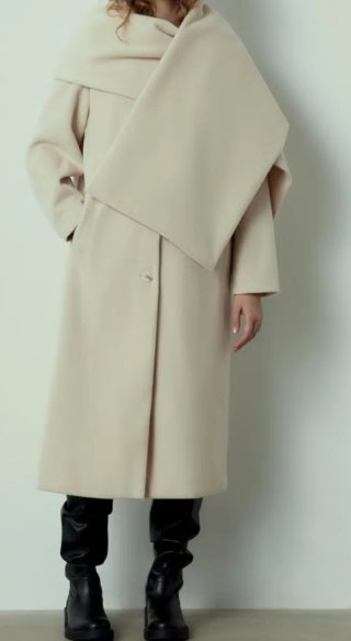 Abrigo Stradivarius Beige Talla XS