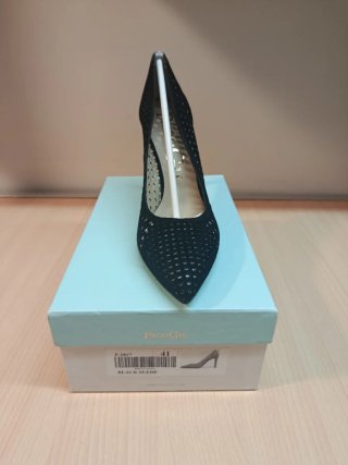 Zapatos de tacón negros