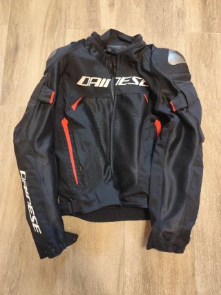 Chaqueta Moto Dainese Negra y Roja
