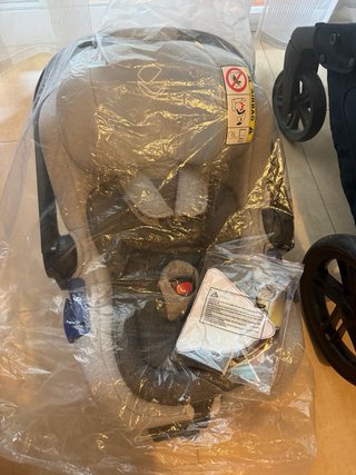 Jané Muum 2021 + Capazo + Maxi-Cosi — COMO NUEVO