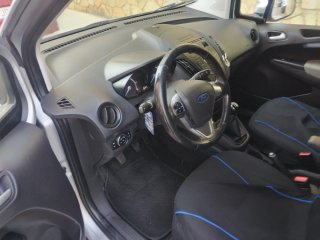 Ford E-Tourneo Courier 2018
