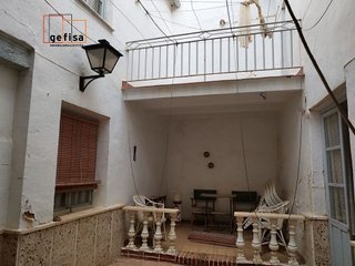 Casa adosada en venta en Centro en Valdepeñas
