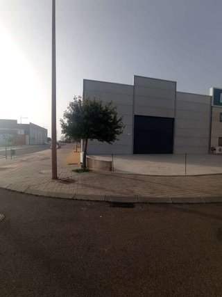 Nave industrial en venta en Zona Paseo de la Estación - Calle Cristo en Valdepeñas