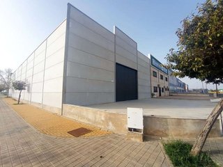 Nave industrial en venta en Zona Paseo de la Estación - Calle Cristo en Valdepeñas