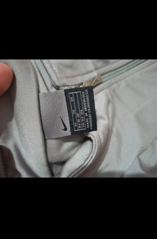 Sudadera Nike Y2K niño gris